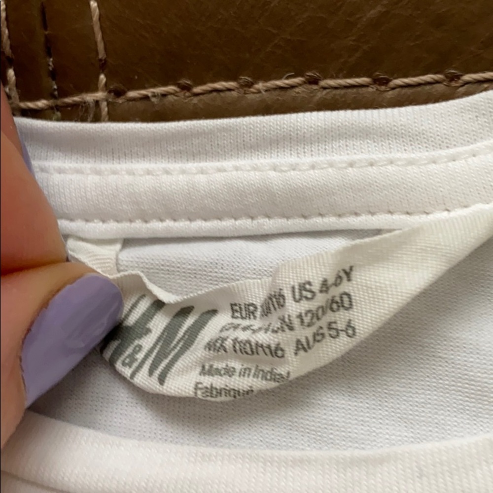 H&M LS tees Size 4-6 years - Picture 5 of 5